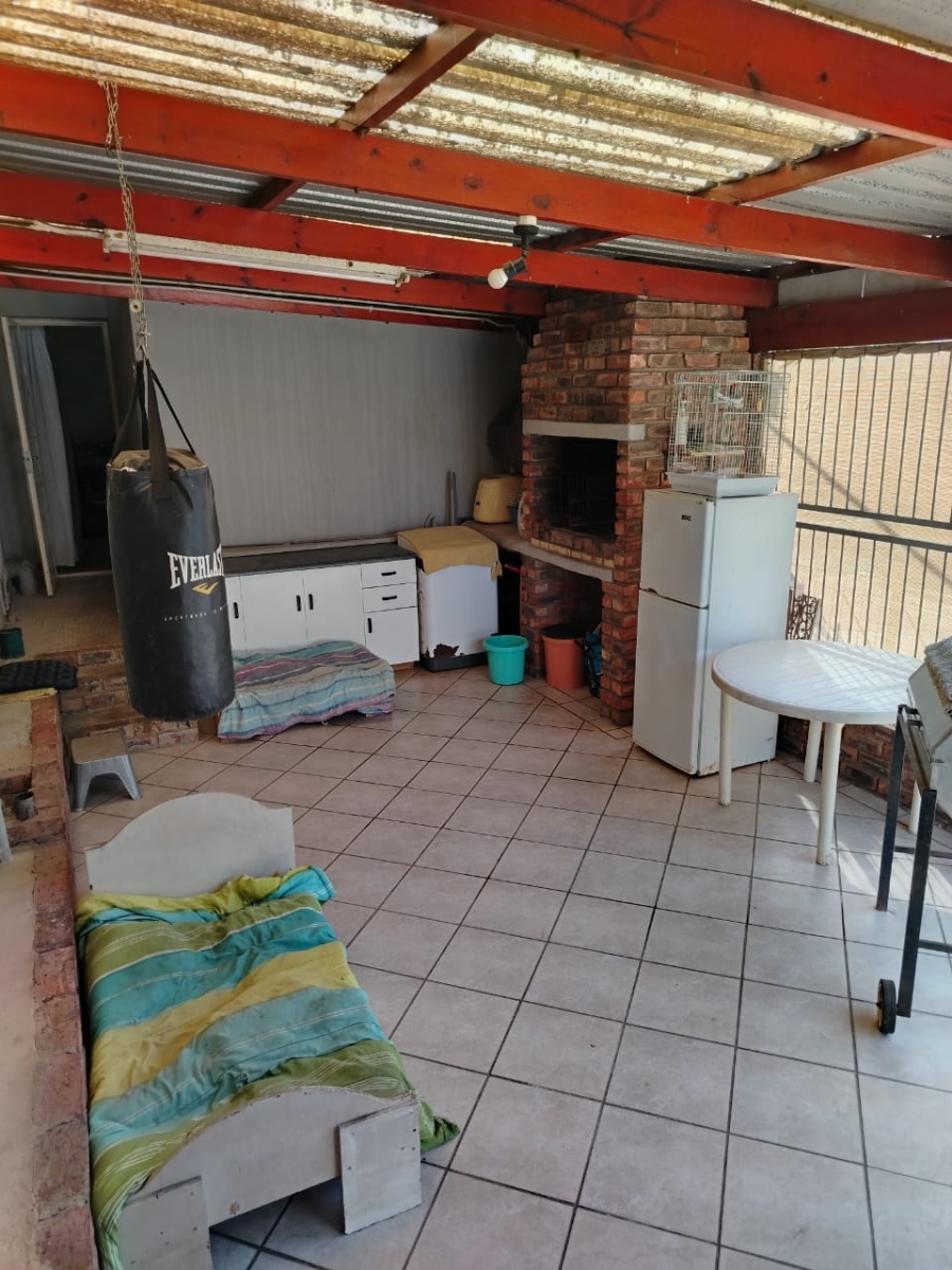 4 Bedroom Property for Sale in Retief Eastern Cape